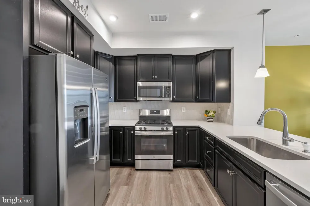 170 LAWNDALE DRIVE Bowie, MD 20716
