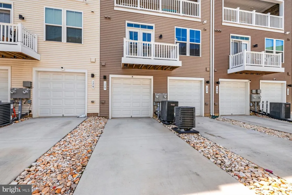 170 LAWNDALE DRIVE Bowie, MD 20716