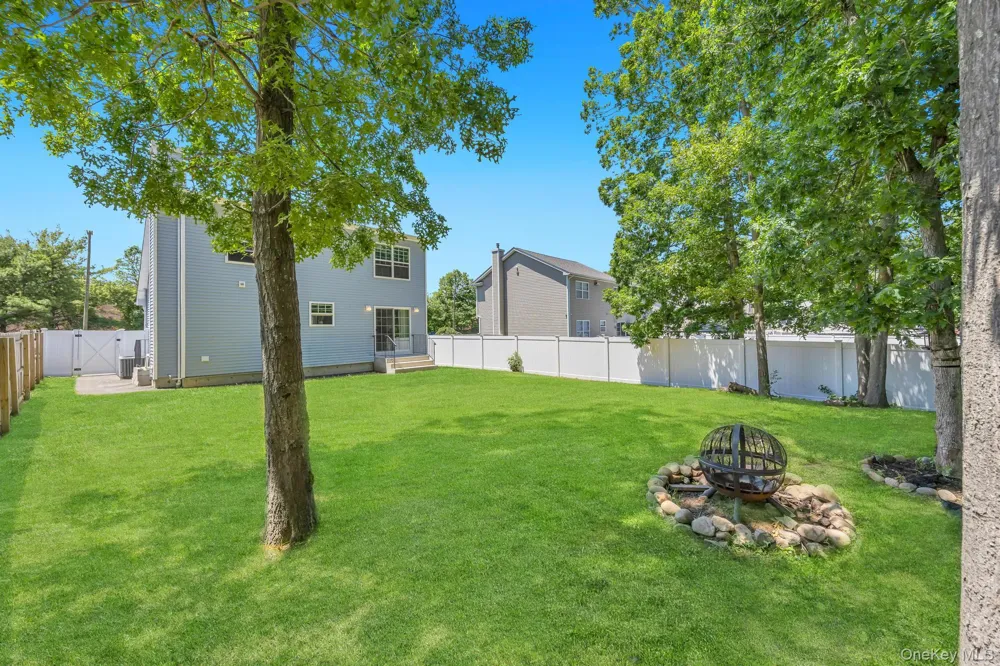 5 The Green #B Shirley, NY 11967