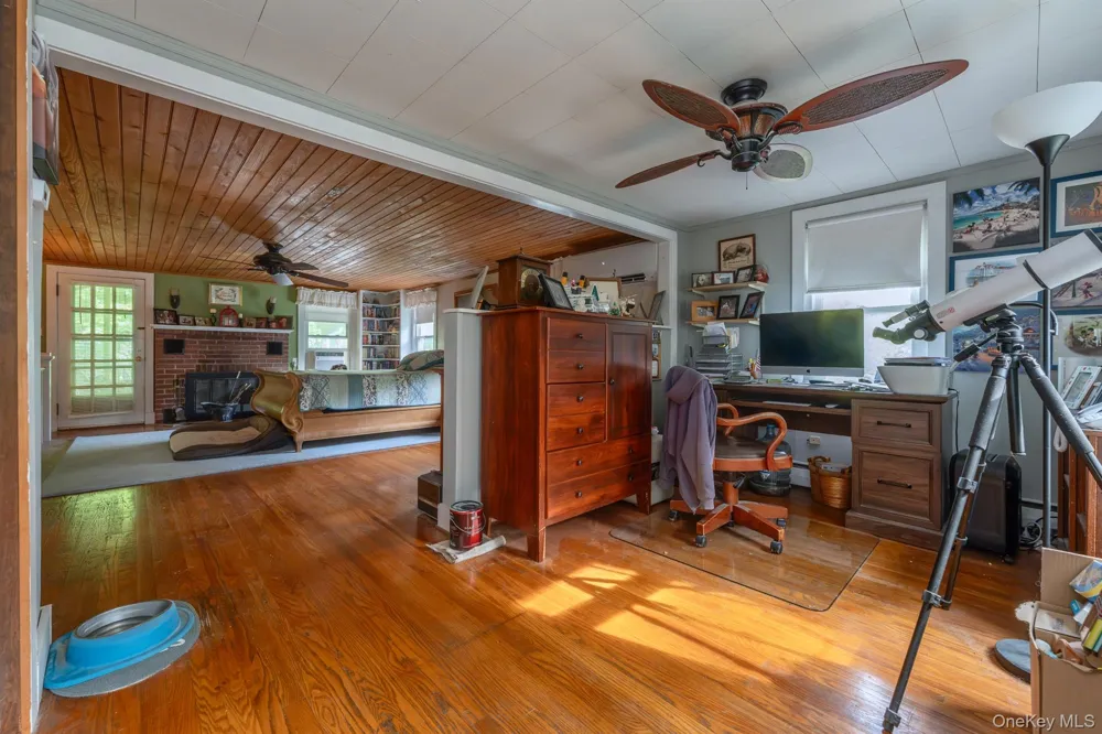542 Blue Mountain Road Saugerties, NY 12477