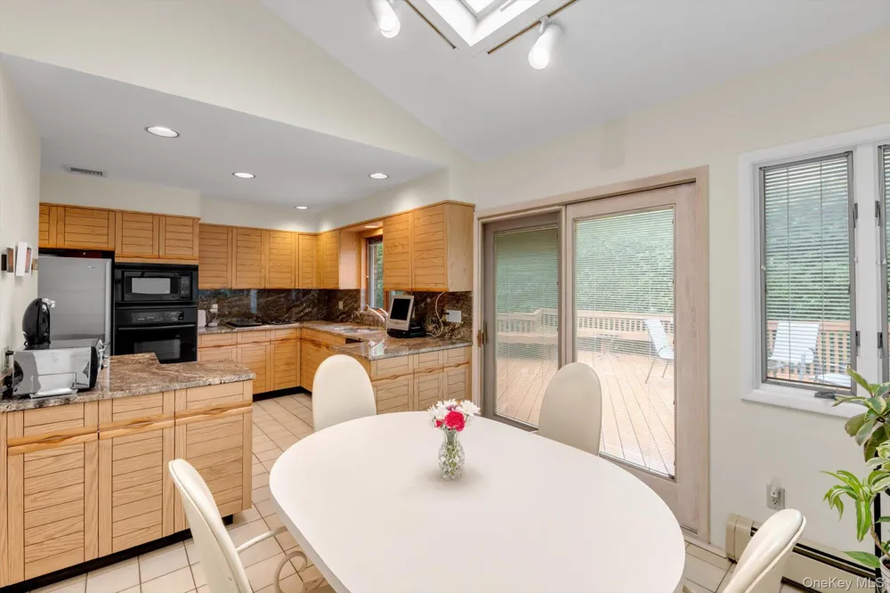 189 Regent Drive Lido Beach, NY 11561