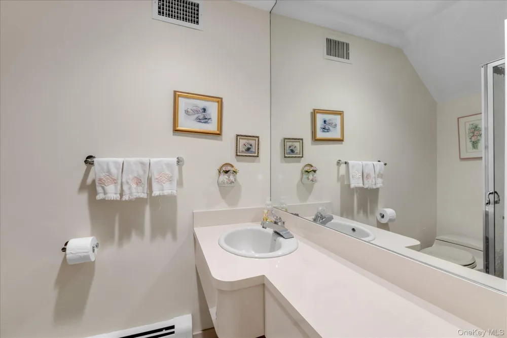 189 Regent Drive Lido Beach, NY 11561