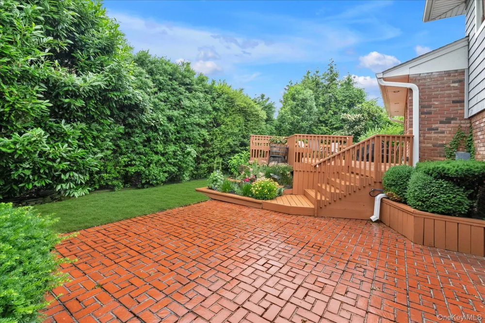 189 Regent Drive Lido Beach, NY 11561