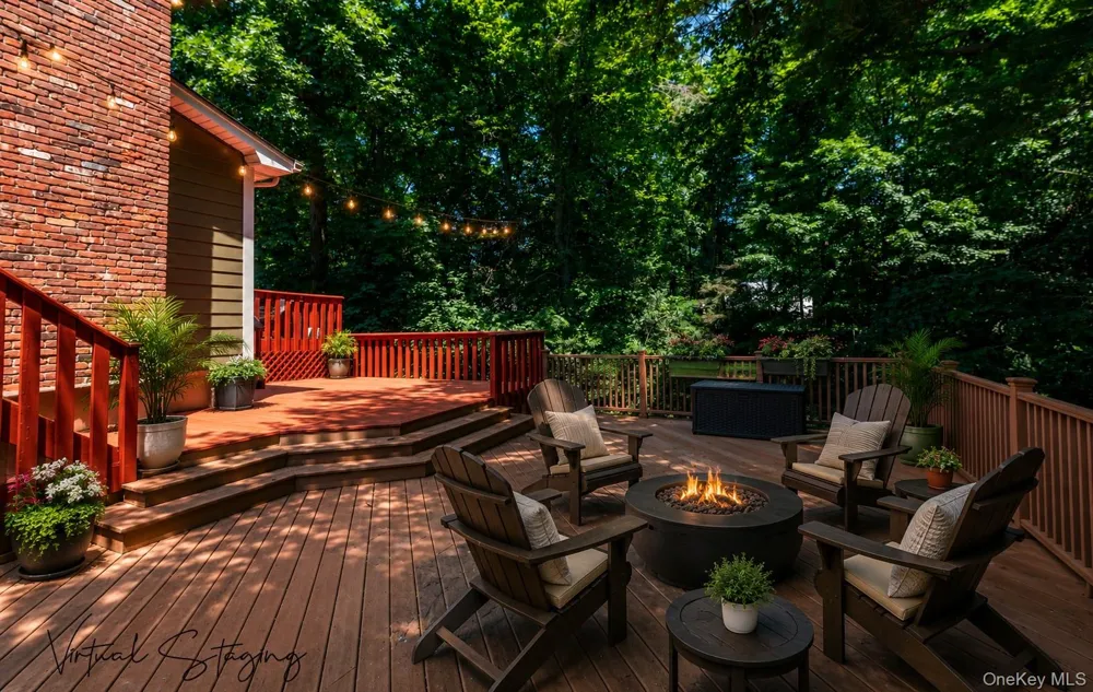 12 Sickletown Road Pearl River, NY 10965