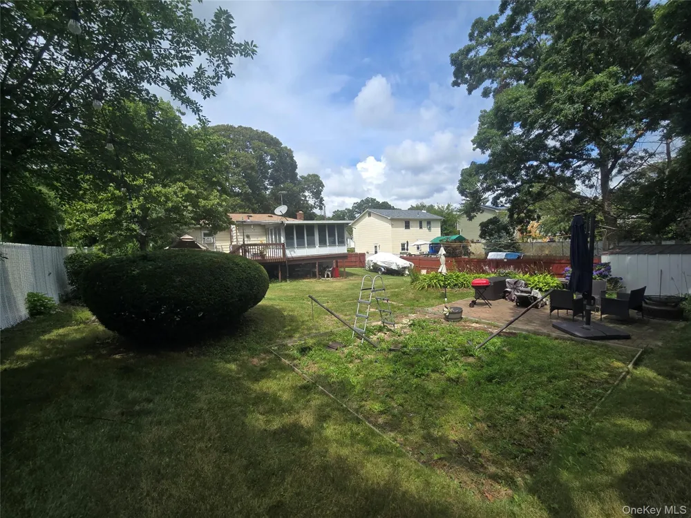 20 Birch Avenue Farmingville, NY 11738