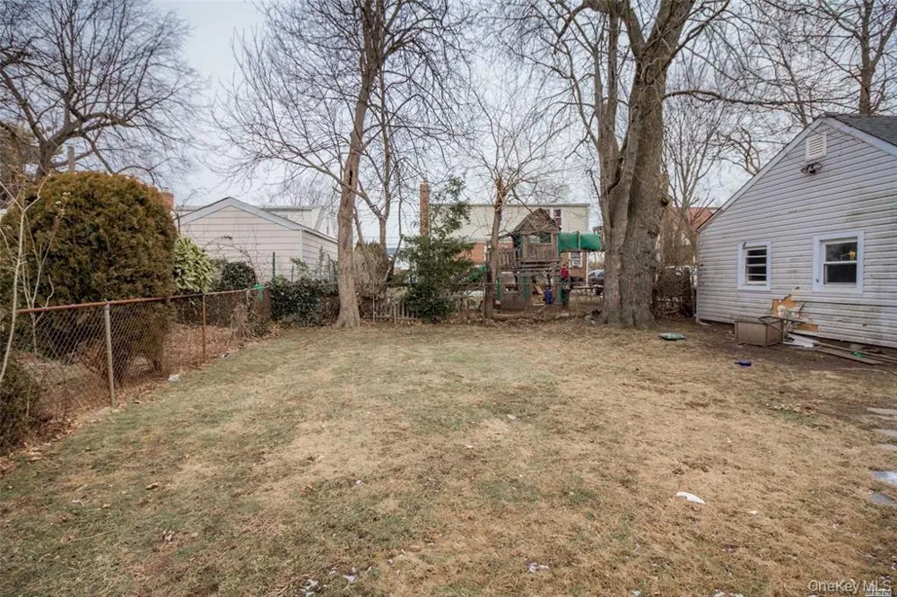 158 Rhodes Avenue Hempstead, NY 11550