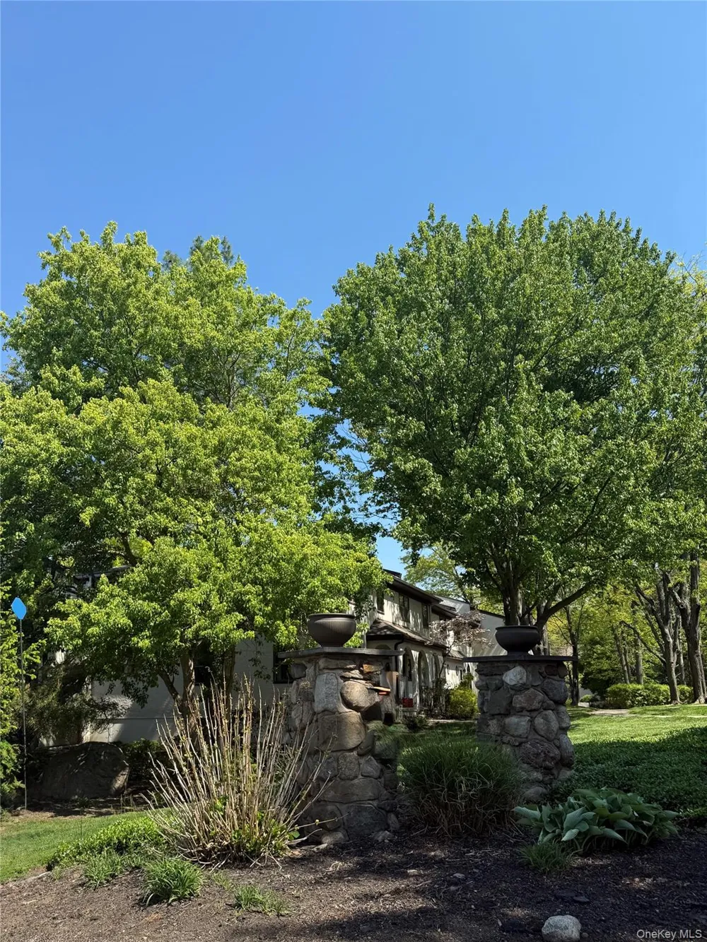 164 Somerset Drive Suffern, NY 10901