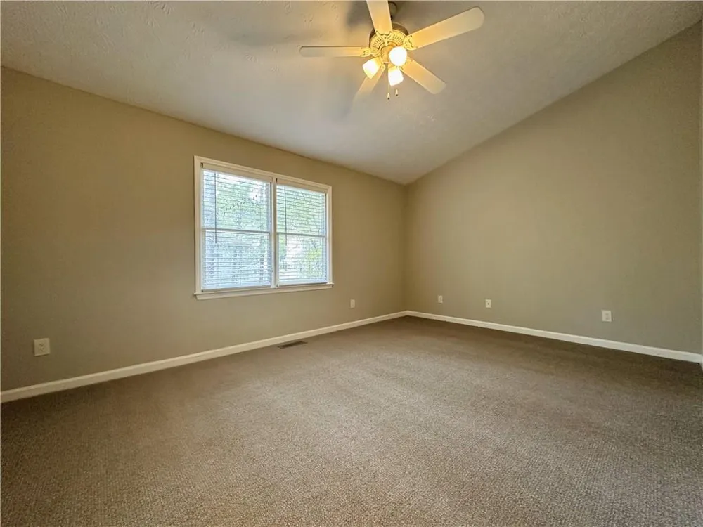 1016 Kennesborough Road NW Kennesaw, GA 30144