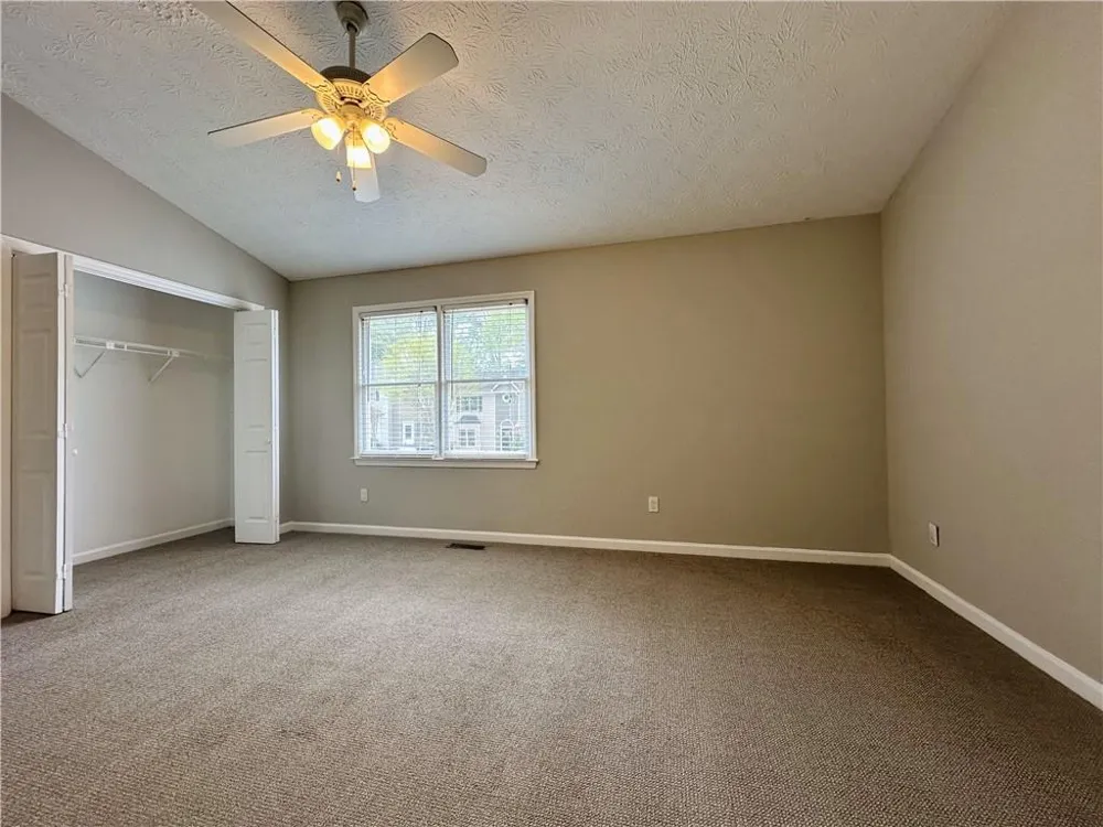 1016 Kennesborough Road NW Kennesaw, GA 30144