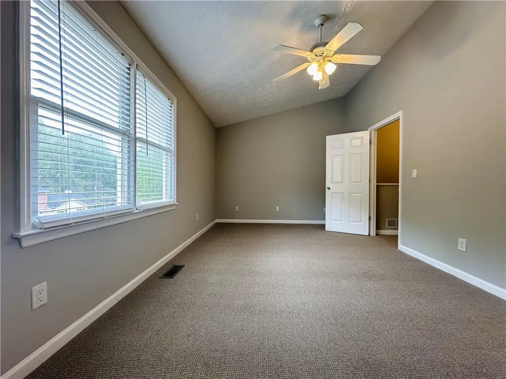 1016 Kennesborough Road NW Kennesaw, GA 30144