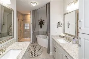 121 Via Roma Woodstock, GA 30188