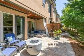 121 Via Roma Woodstock, GA 30188