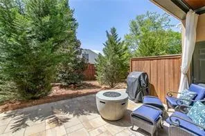 121 Via Roma Woodstock, GA 30188