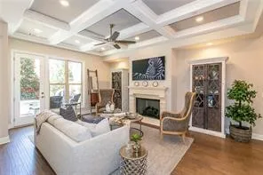121 Via Roma Woodstock, GA 30188