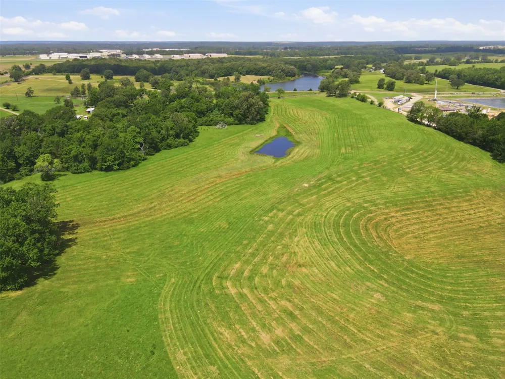 CR 4510 Mt Pleasant, TX 75455