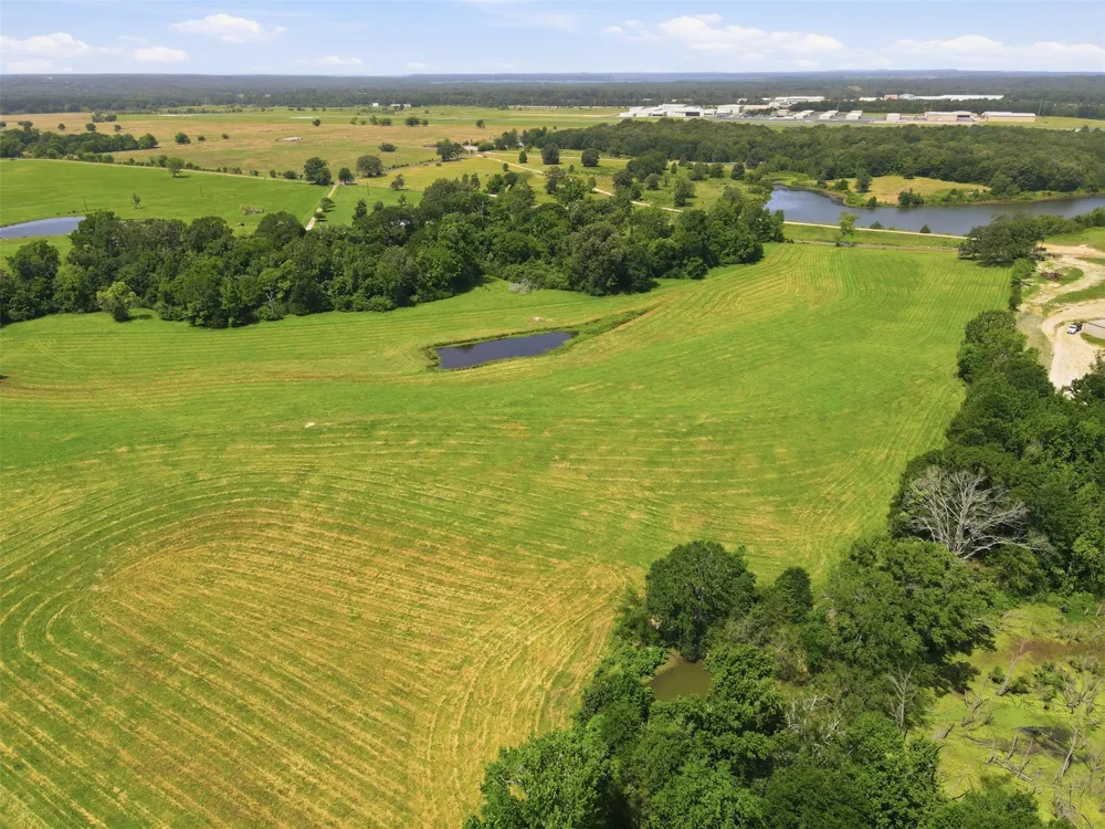 CR 4510 Mt Pleasant, TX 75455