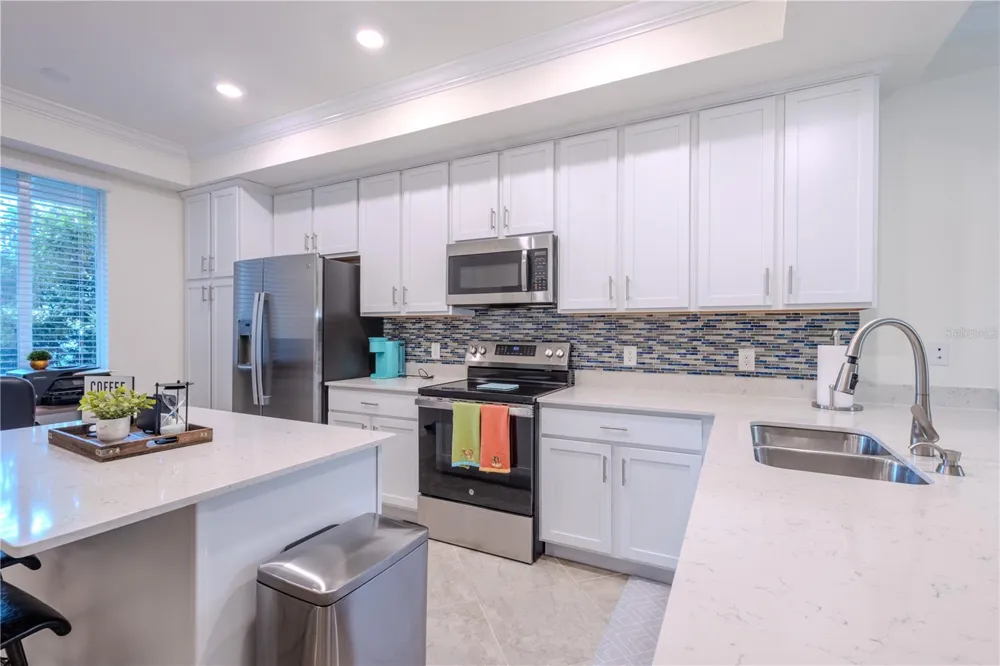 1030 TIDEWATER SHORES LOOP #104 Bradenton, FL 34208