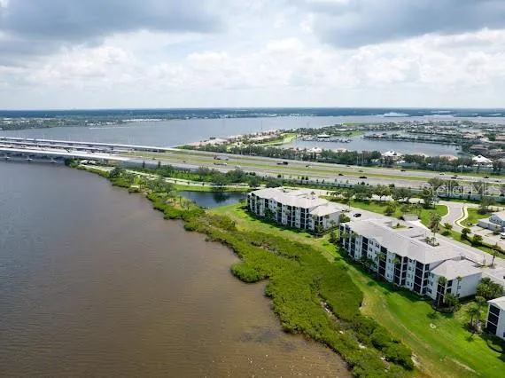 1030 TIDEWATER SHORES LOOP #104 Bradenton, FL 34208