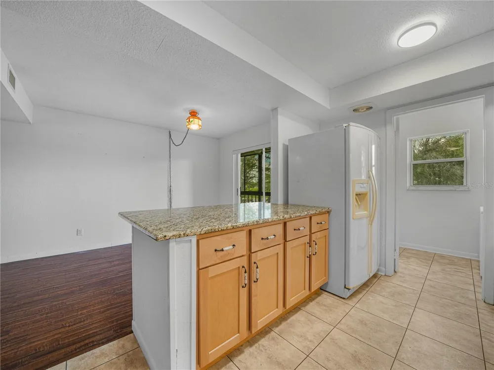1130 LAKE PARKER AVENUE #A301 Lakeland, FL 33805