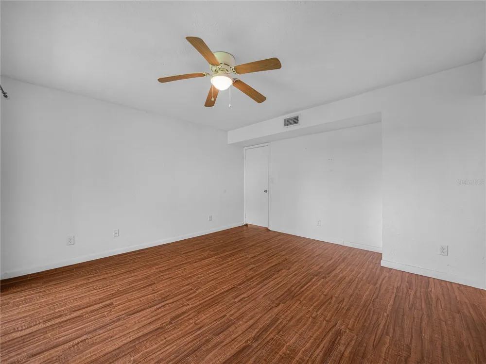 1130 LAKE PARKER AVENUE #A301 Lakeland, FL 33805