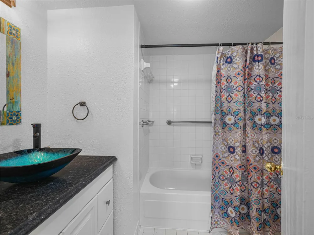 1130 LAKE PARKER AVENUE #A301 Lakeland, FL 33805
