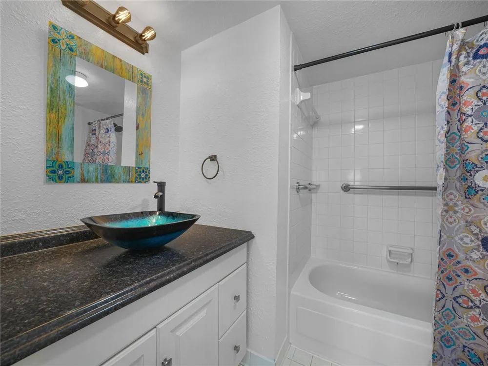1130 LAKE PARKER AVENUE #A301 Lakeland, FL 33805