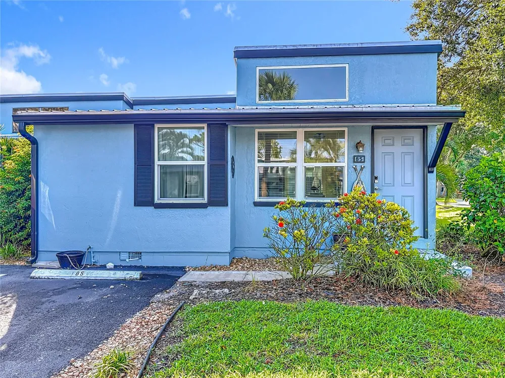 85 HEATHER POINT COURT #850 New Smyrna Beach, FL 32169