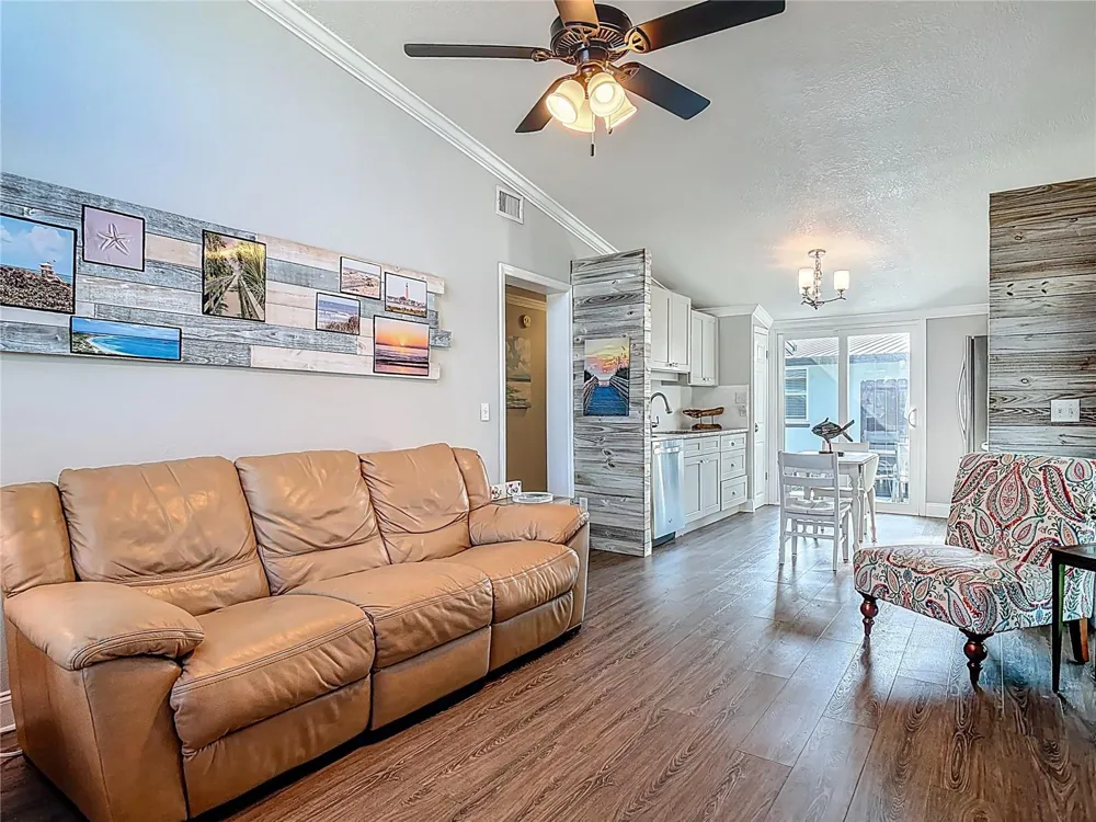 85 HEATHER POINT COURT #850 New Smyrna Beach, FL 32169