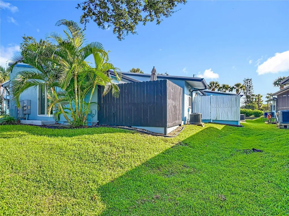 85 HEATHER POINT COURT #850 New Smyrna Beach, FL 32169