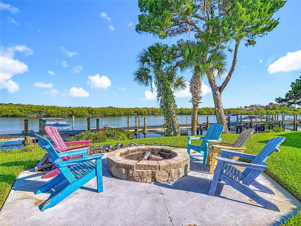 85 HEATHER POINT COURT #850 New Smyrna Beach, FL 32169