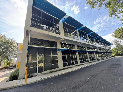 2515 SW 35TH PLACE #209