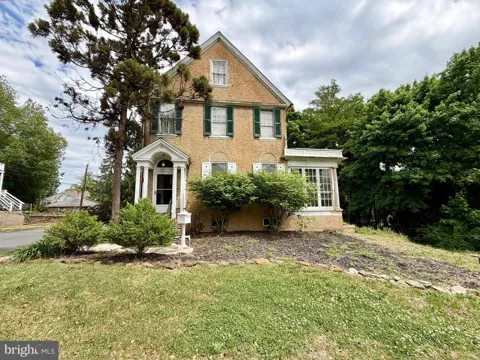 55 EAST AVENUE
