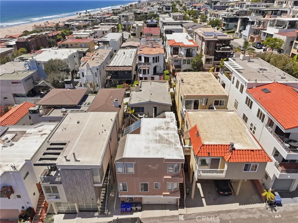 222 24th Street Manhattan Beach, CA 90266