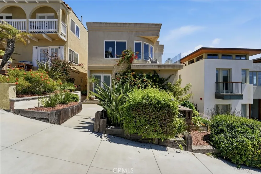 222 24th Street Manhattan Beach, CA 90266