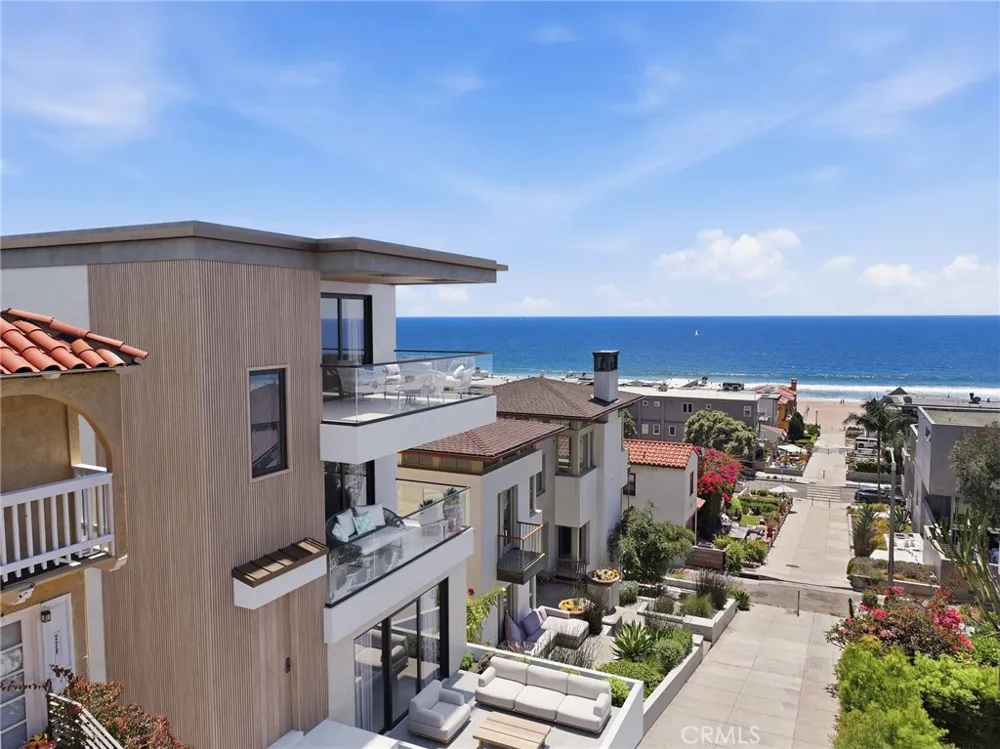 222 24th Street Manhattan Beach, CA 90266