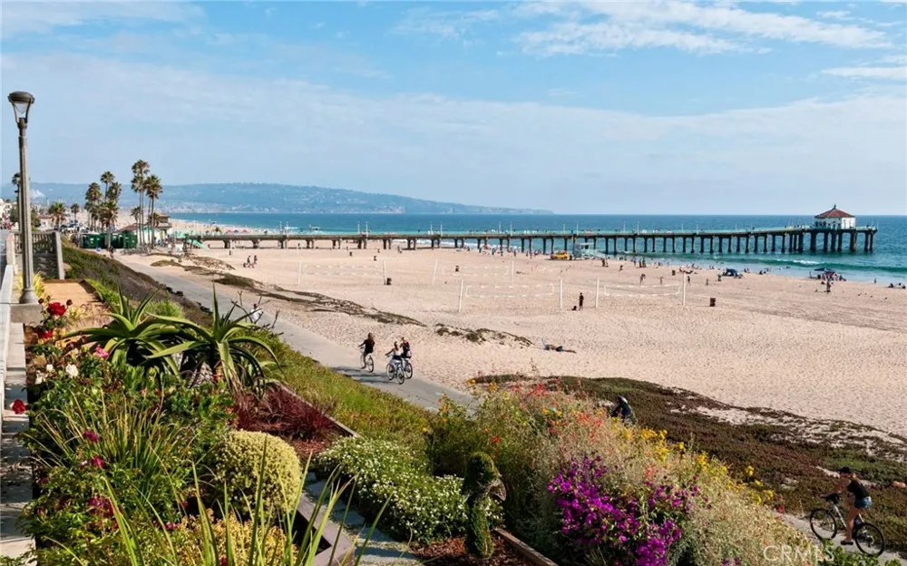 222 24th Street Manhattan Beach, CA 90266
