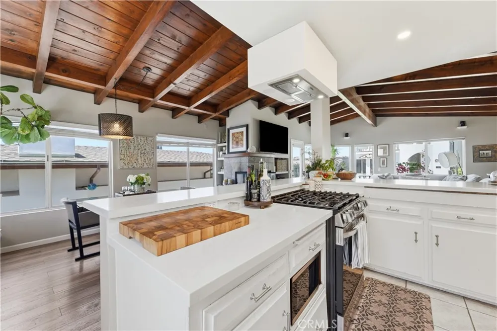 222 24th Street Manhattan Beach, CA 90266