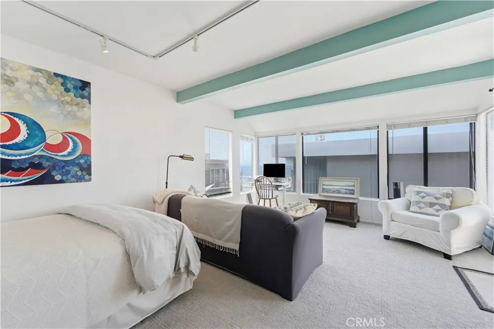 222 24th Street Manhattan Beach, CA 90266