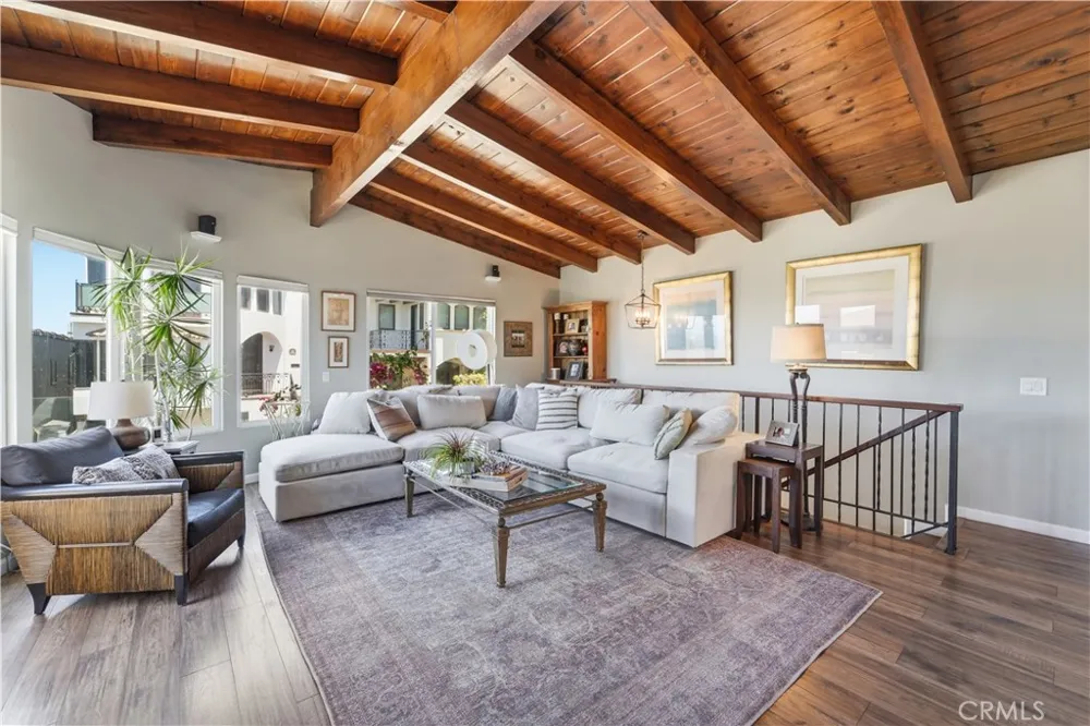 222 24th Street Manhattan Beach, CA 90266