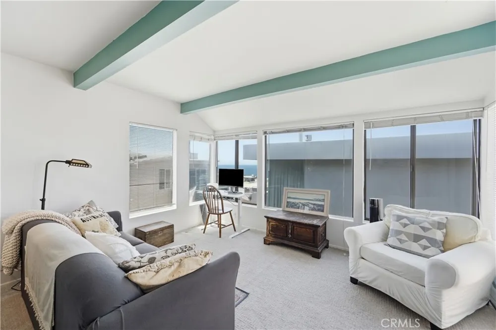 222 24th Street Manhattan Beach, CA 90266