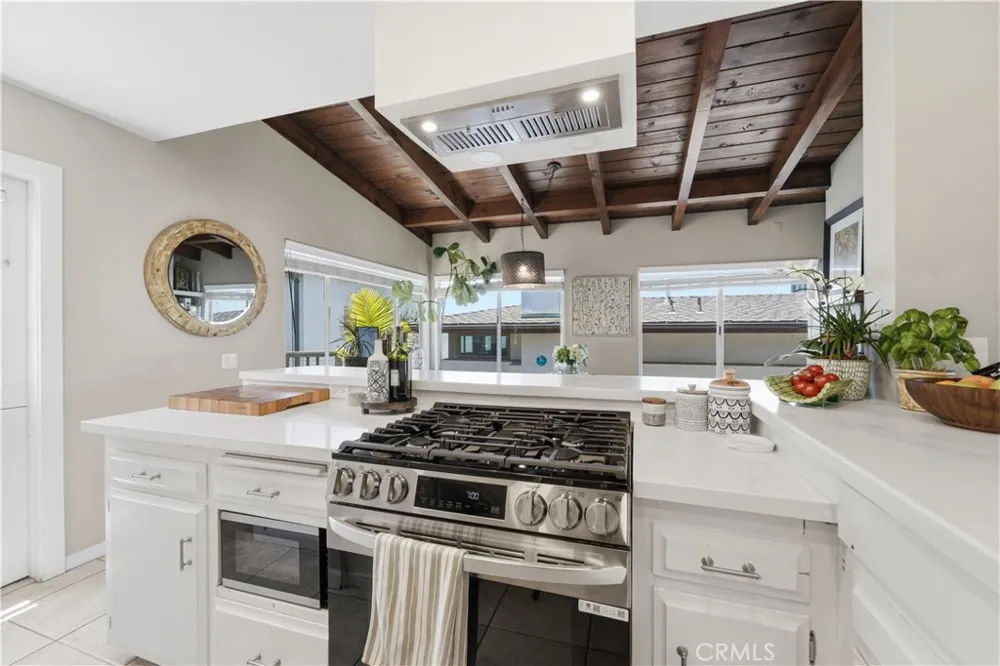 222 24th Street Manhattan Beach, CA 90266