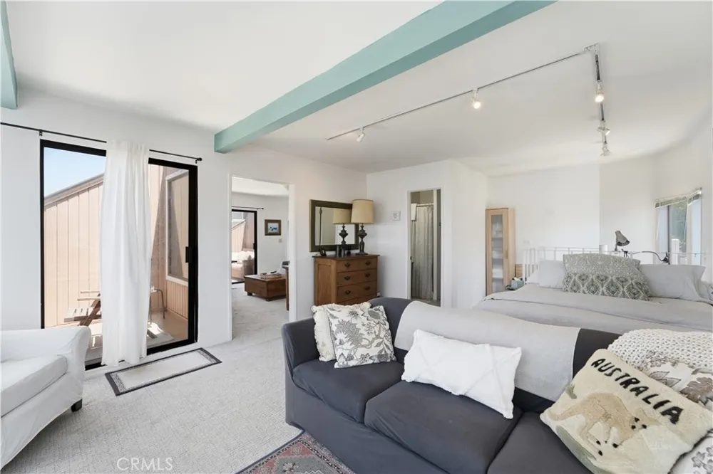 222 24th Street Manhattan Beach, CA 90266