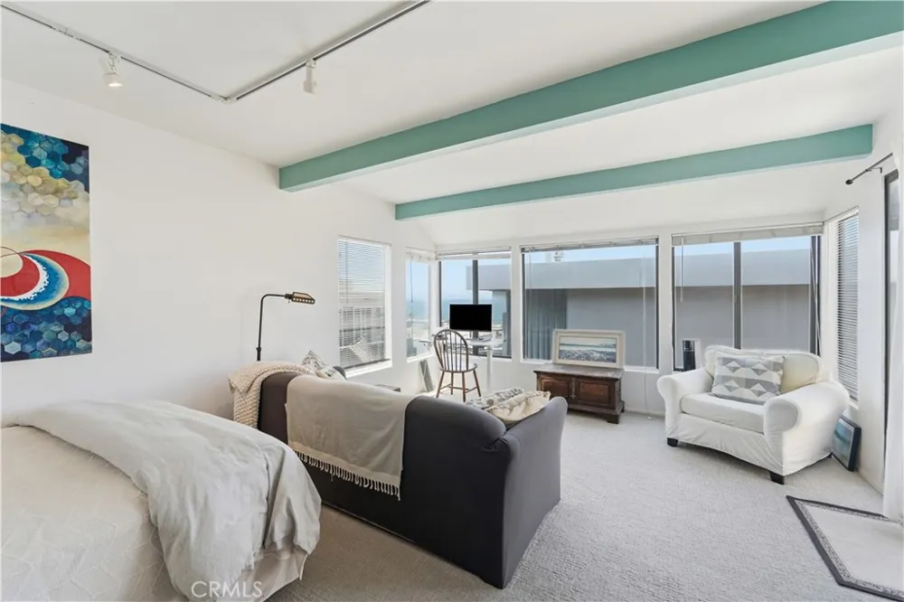 222 24th Street Manhattan Beach, CA 90266