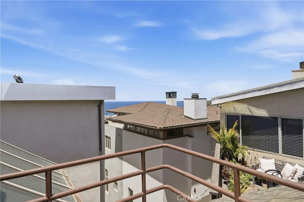 222 24th Street Manhattan Beach, CA 90266