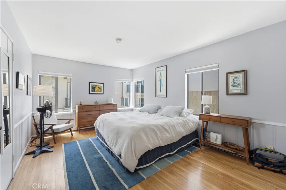 222 24th Street Manhattan Beach, CA 90266
