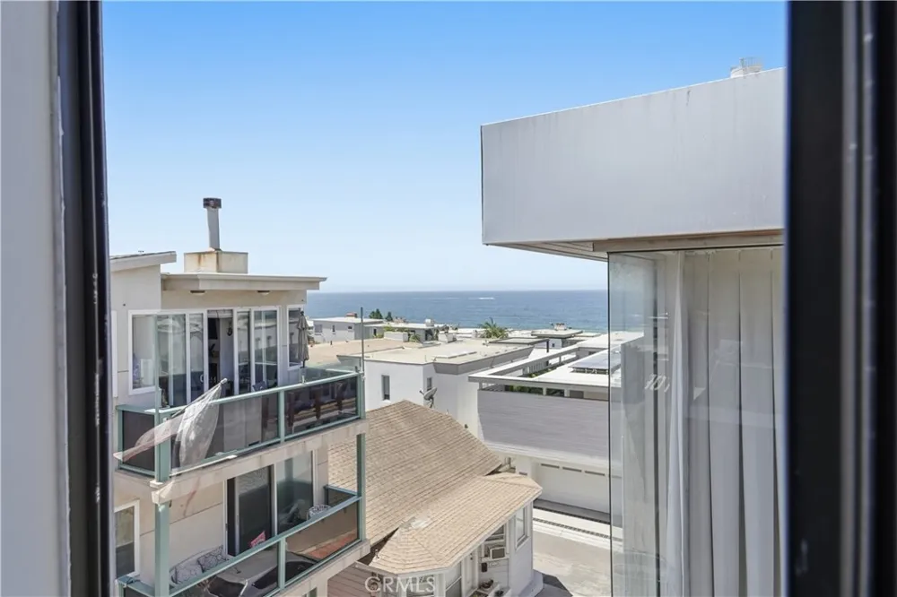 222 24th Street Manhattan Beach, CA 90266