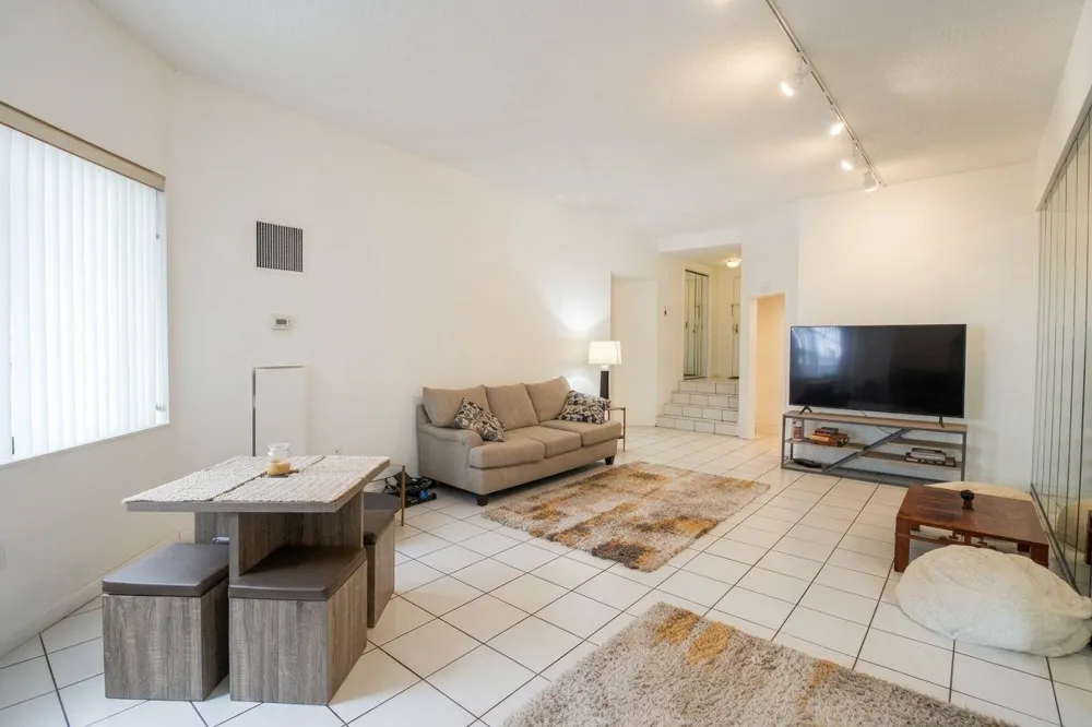 108 HARMON COVE TOWER Secaucus, NJ 07094