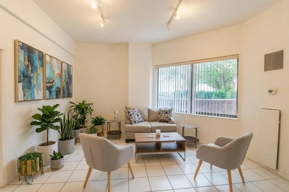 108 HARMON COVE TOWER Secaucus, NJ 07094