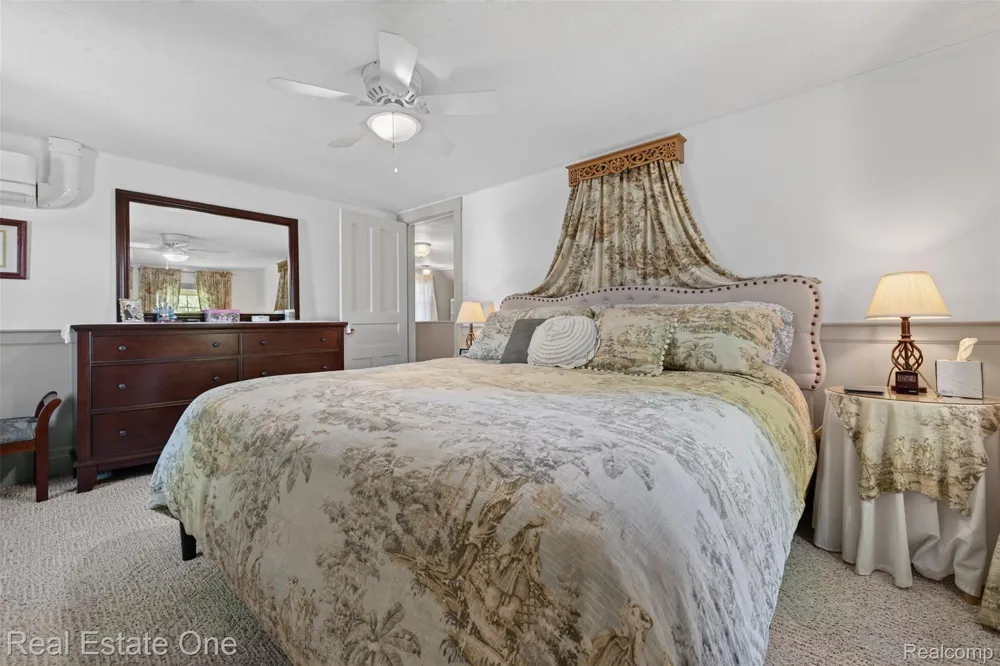 4 Church Street Brandon Charter Township, MI 48462