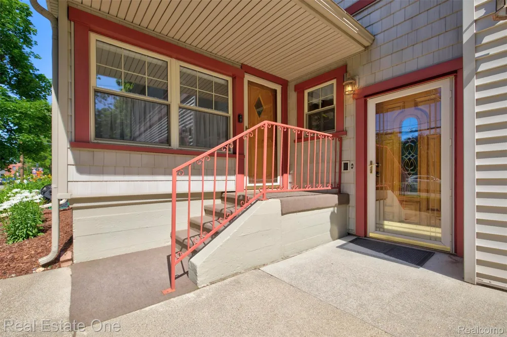 4 Church Street Brandon Charter Township, MI 48462